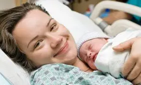 علائم چند ساعت قبل از زایمان
