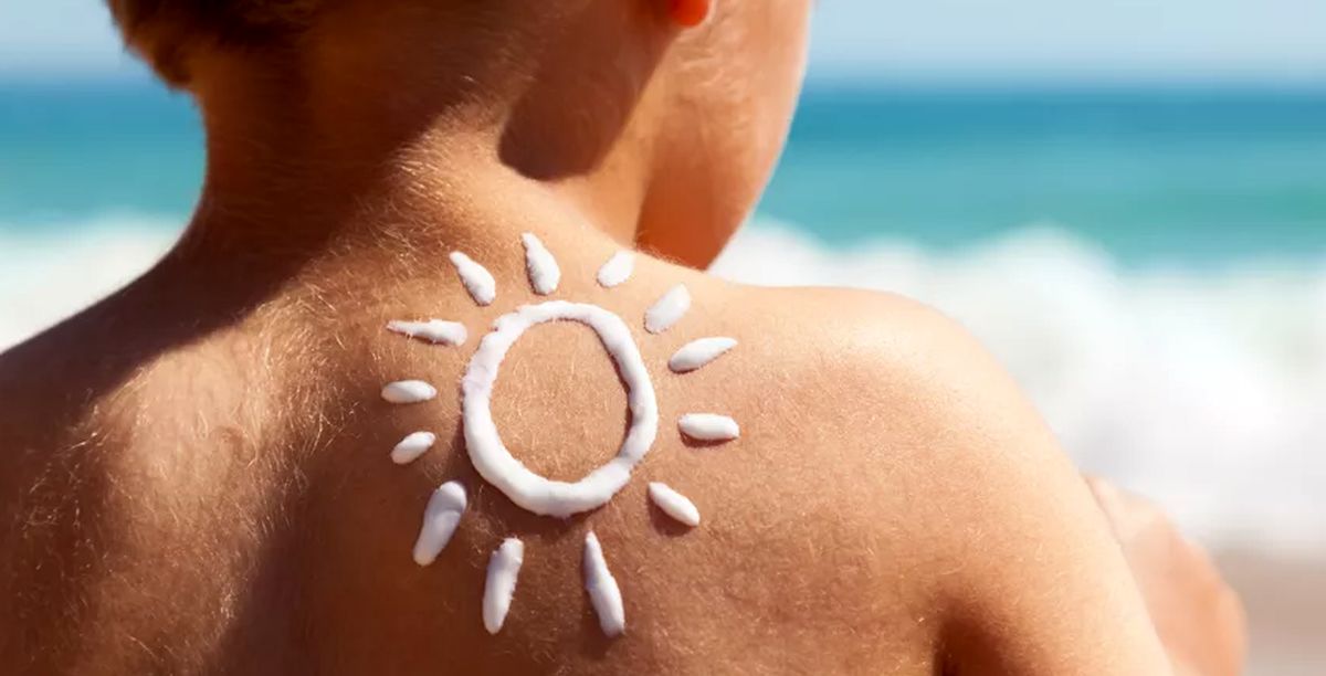 درمانهای فوری و خانگی آفتاب سوختگی +عوارض خطرناک برنزه کردن پوست