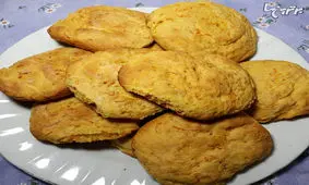 نان هویج فنلاندی؛ این نان زرد با رگه‌های نارنجی!