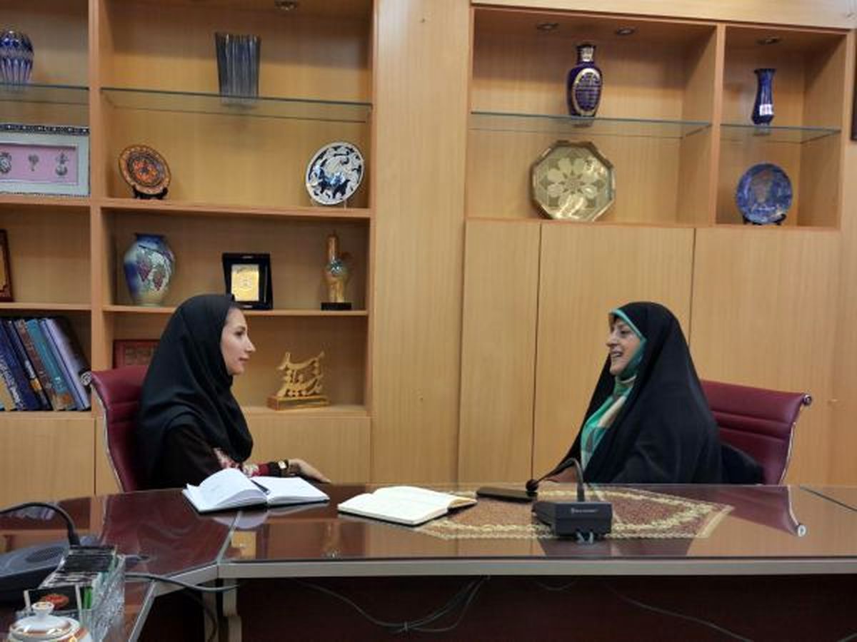 حذف بخشهایی از لایحه تامین امنیت زنان به ضرورت بوده است/ مراحل ورود زنان به استادیوم در حال طی شدن است/نوار بهداشتی هیچگاه جزو ممنوعههای کمک رسانی نبوده است/ در تلاشیم تا دیه زن و مرد برابر شود