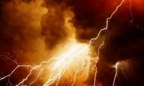 تفاوت‌های جالب و باورنکردنی رعد و برق سیاره سرخ با زمین