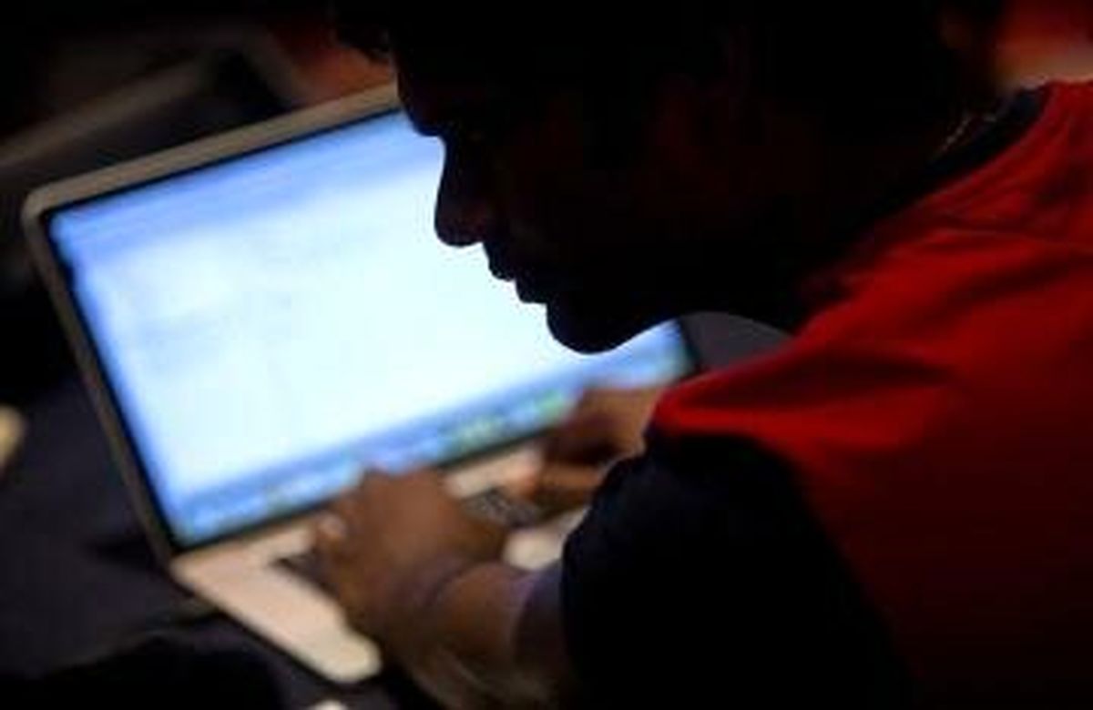 هتک حیثیت معلم توسط دانشآموزان در یزد