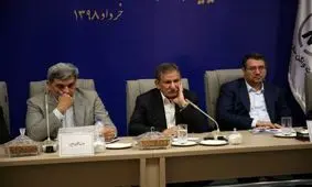 وزارت صمت برنامه کاملی برای رونق تولید ارائه داده است / وزارت صنعت الان میدان دار اصلی است