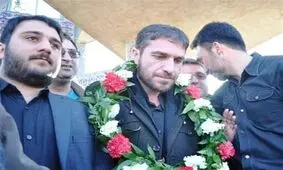 پرستار آزاده مدافع حرم با استقبال مردم محلات به زادگاه خود بازگشت+تصاویر