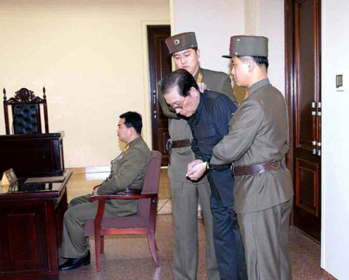 روش‌های عجیب و ترسناک اعدام در کره شمالی را بشناسید/ از خوراک سگها و ماهی‌های گرسنه شدن تا اعدام با ضد هوایی و خمپاره/ آیا کیم جونگ اون برای قتل مخالفانش از "پرستوها" استفاده می‌کند؟