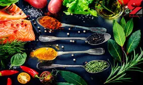خواص دارویی آویشن؛ از درمان کم خونی تا معده درد