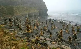 ساحل سنگی عجیب و غریب در روسیه + تصاویر