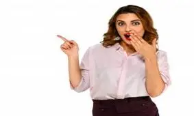 52 چک آبدار خوردن مرد جوان از نامزدش وسط فروشگاه ! + عکس