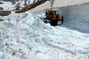 15 متر برف در چهارمحال و بختیاری/ بازگشایی محور شیخ‌علیخان ـ موگویی