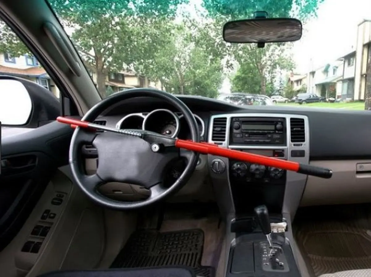 انواع قفل فرمان و پدال + قیمت