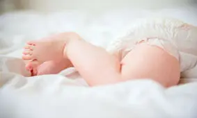 پوشک نوزاد را با چه قیمتی بخریم؟