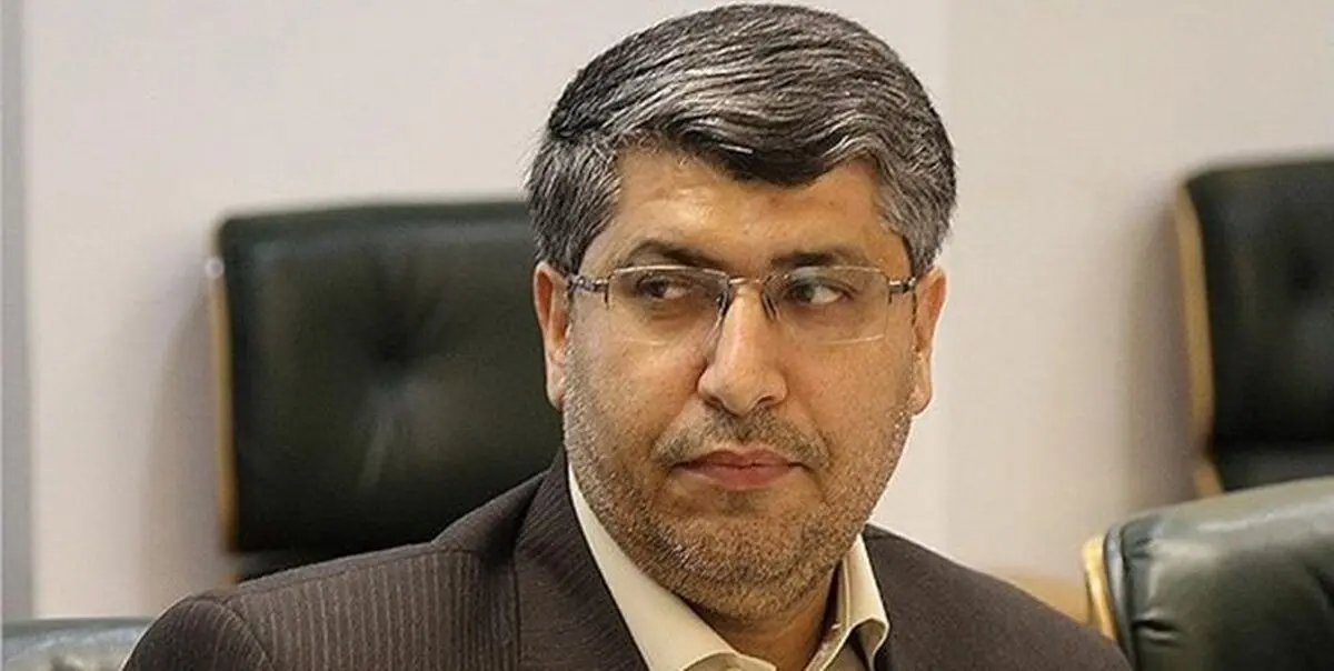 کریمی: رئیس جمهور عدم ایفای وظایف خود را به کمبود اختیاراتش ربط ندهند/ روحانی فرافکنی نکند