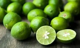 از لایه‌برداری پوست تا سفیدکردن دندان با لیمو ترش