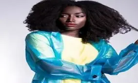 دختری که به خاطر رنگ پوستش مدل شد + عکس