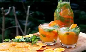 کنترل فشار خون با نوشیدن یک لیوان آبمیوه طبیعی