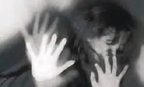تجاوز به دختر جوان با کمک مادر!