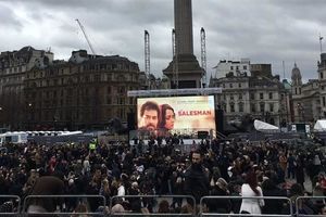 فروشنده 10 هزار نفر را به میدان لندن کشاند+تصاویر