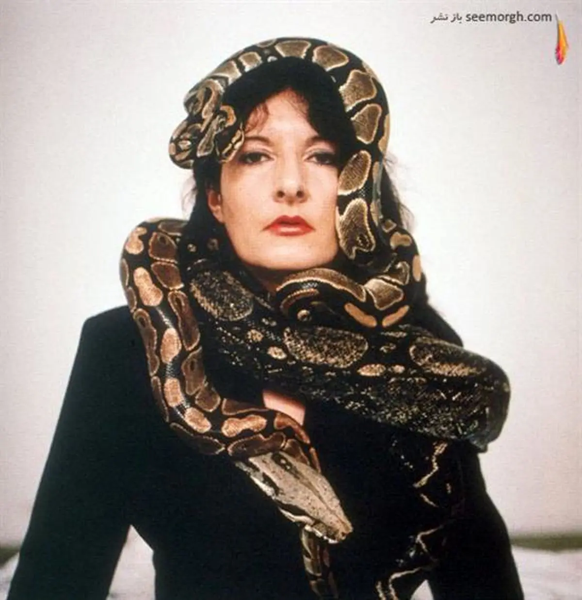 پرفورمنس های مارینا آبراموویچ؛ عشق، خشونت، سکوت محض + تصاویر