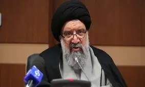 آیت‌الله خاتمی: سخنران‌های شب‌ قدر آستان قدس «جناحی» سخن نگفتند/ مراقب توطئه جدایی دین از سیاست باشیم