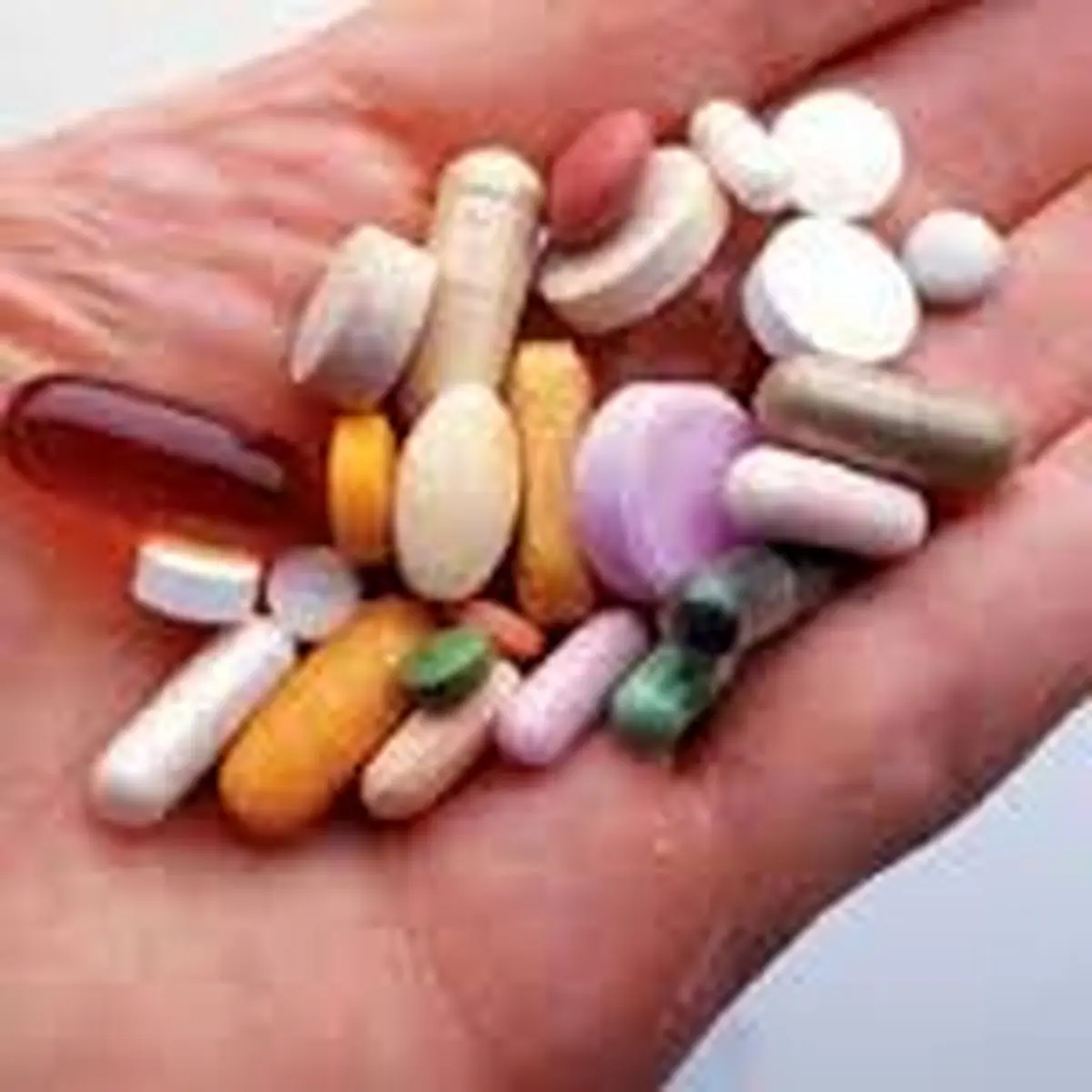 دارو‌هایی که هرگز نباید با الکل ترکیب شوند