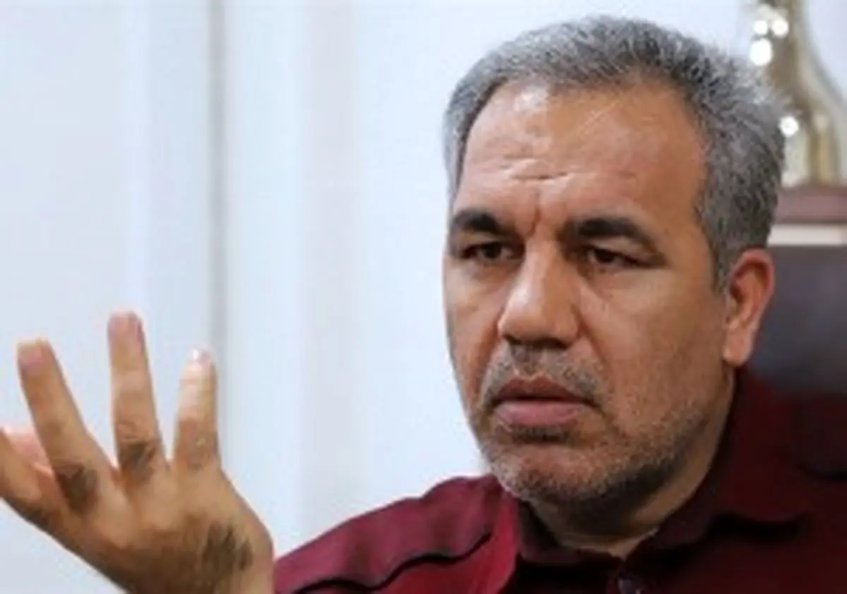 عرب: با مدیریت اجازه ندادیم برای پرسپولیس حاشیه درست شود