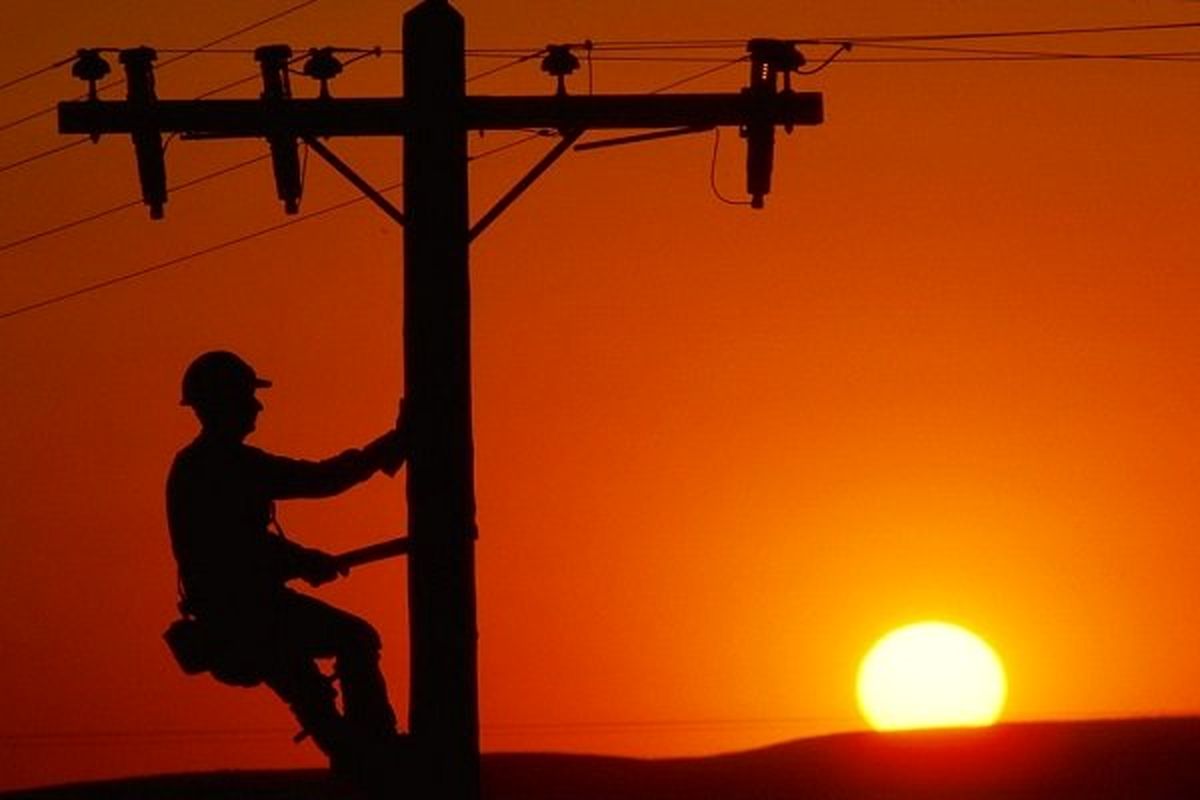 برق ۱۰ منطقه شهری اهواز چهارشنبه قطع می شود