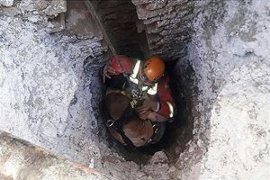 نجات کارگر مقنی از چاه 18 متری در اصفهان