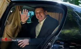 نزار زاکا لحظاتی قبل از ترک ایران+ عکس