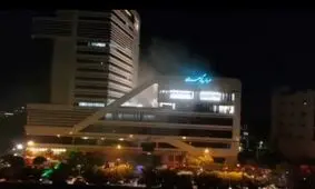 ویدئویی از کانون حریق در طبقه سوم برج مروارید مشهد
