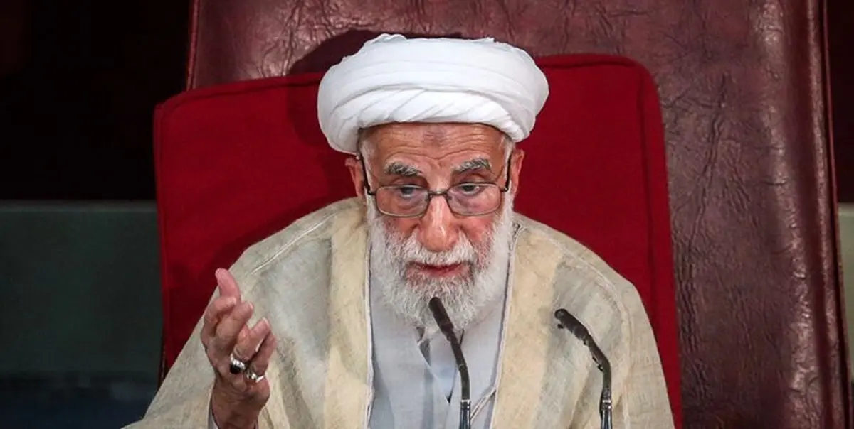 آیت‌الله جنتی: دشمن با فشار اقتصادی دنبال مذاکره است