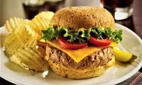 طرز تهیه برگر بوقلمون با آویشن