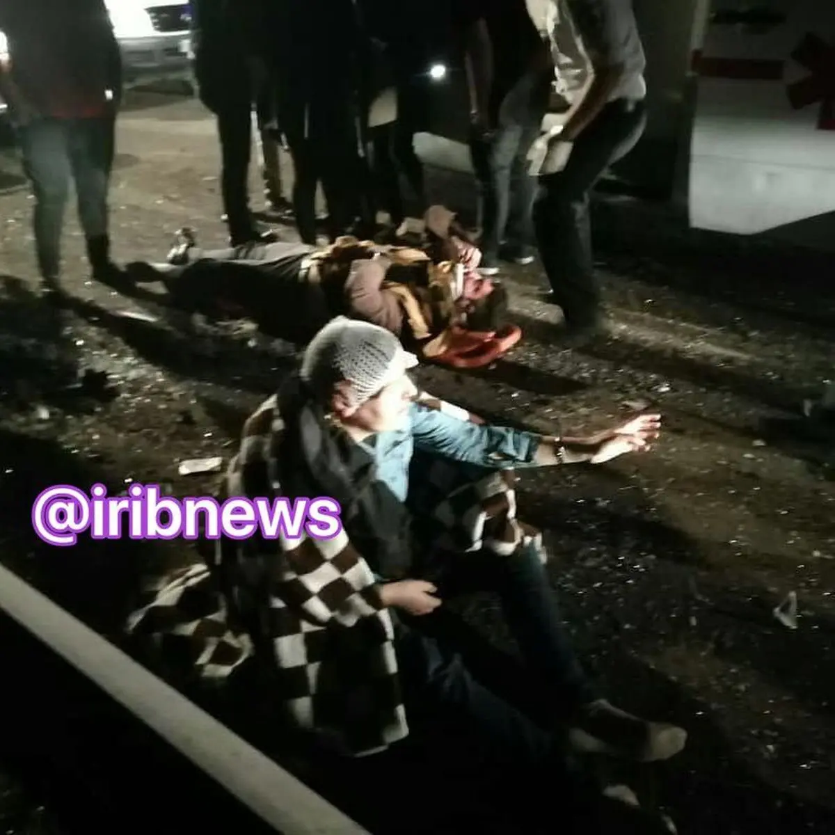 فوت ۲ نفر و زخمی شدن بیش از ۲۰ سرنشین براثر واژگونی اتوبوس