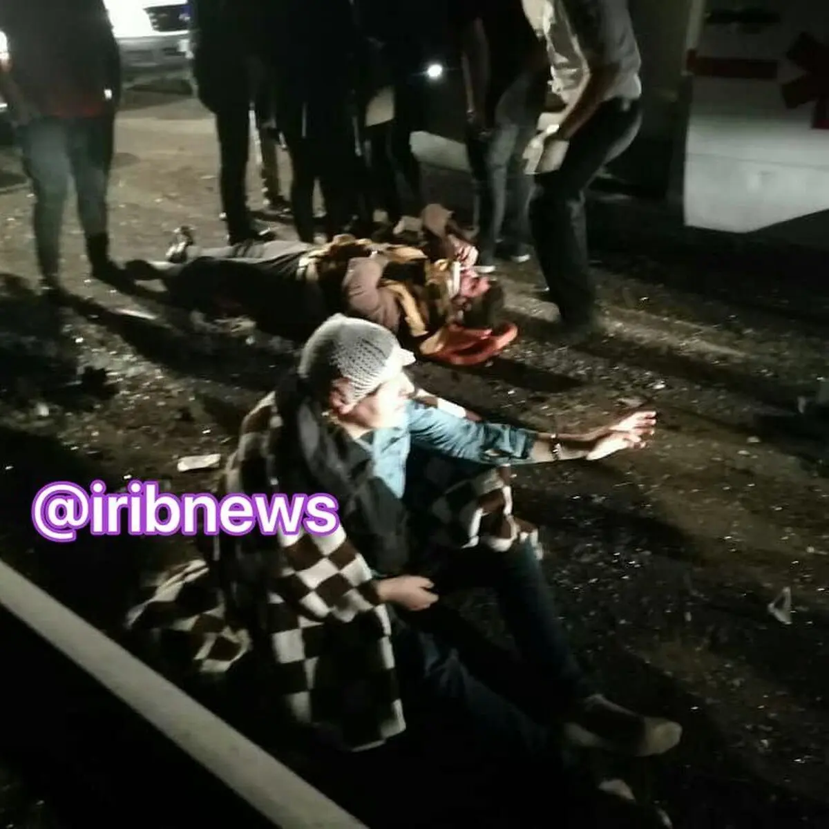 فوت ۲ نفر و زخمی شدن بیش از ۲۰ سرنشین براثر واژگونی اتوبوس