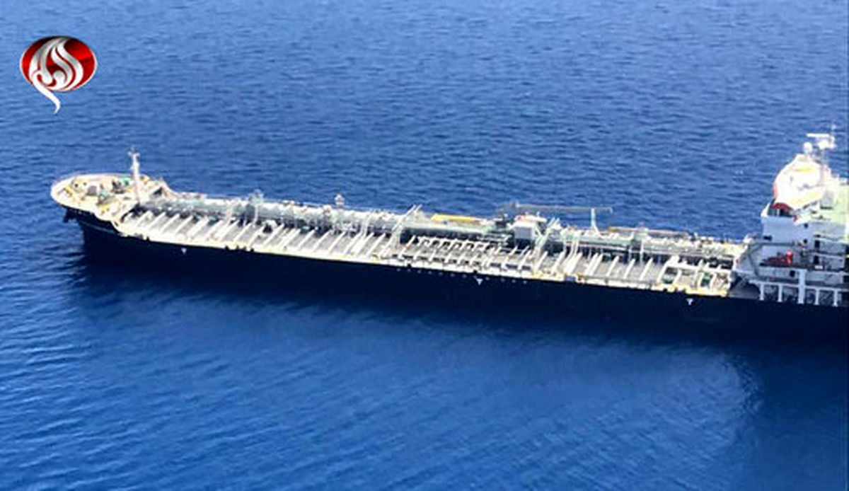 نفتکش ژاپنی آسیب دیده در دریای عمان، مسیر خود را از سر گرفت
