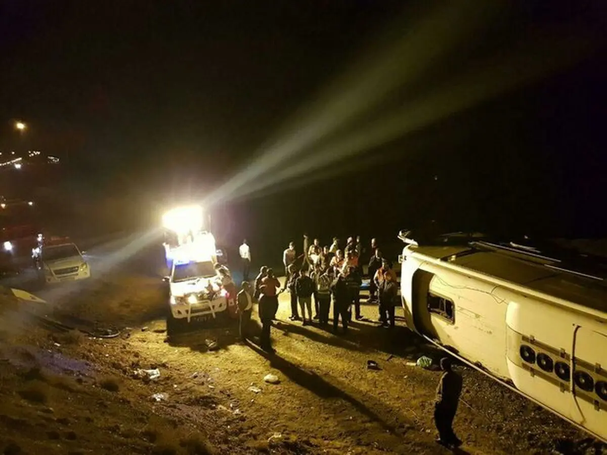 تعداد تلفات واژگونی اتوبوس در آزادراه تبریز- زنجان به ۳ نفر رسید