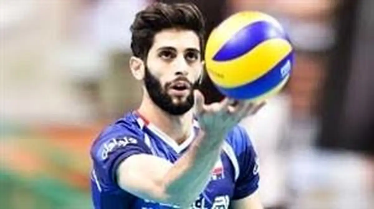 عبادی‌پور در میان هواداران به زبان آذری چه گفت؟