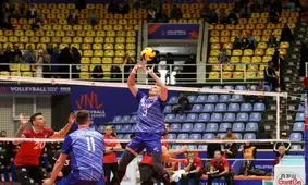 پیروزی روسیه مقابل کانادا