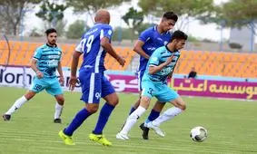 تمدید قرارداد سه بازیکن با پیکان