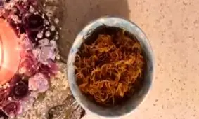 طرز تهیه کرانچی پیاز داغ