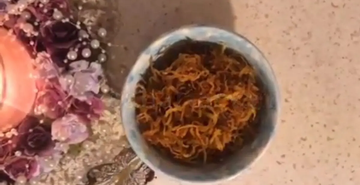 طرز تهیه کرانچی پیاز داغ
