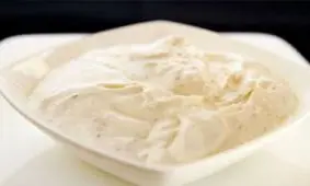 طرز تهیه ماست موسیر تازه خانگی