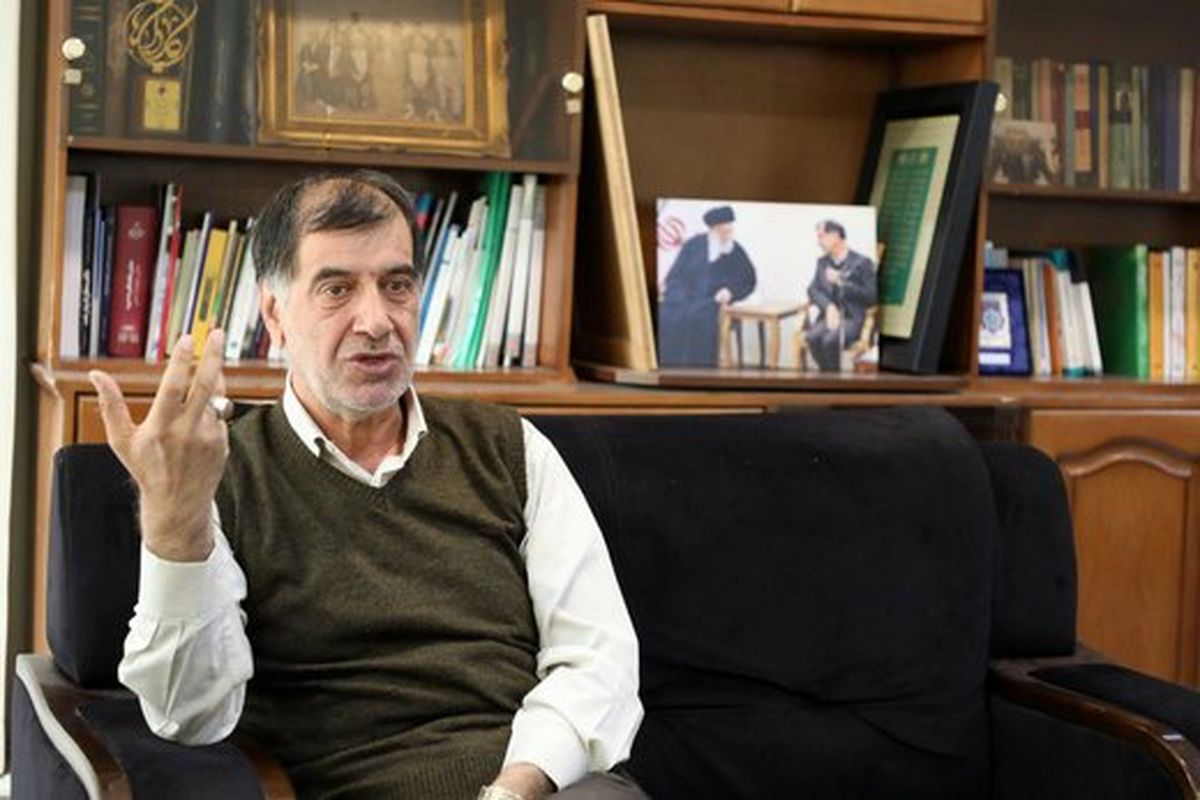 باهنر: شورای نگهبان کمی کوتاه بیاید یک «شومن» رئیس‌جمهور می‌شود/اصولگراها دیگر وارد مذاکره با احمدی‌نژاد نمی‌شوند