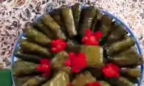 آموزش تصویری دلمه برگ مو برای نوعروس‌های باذوق