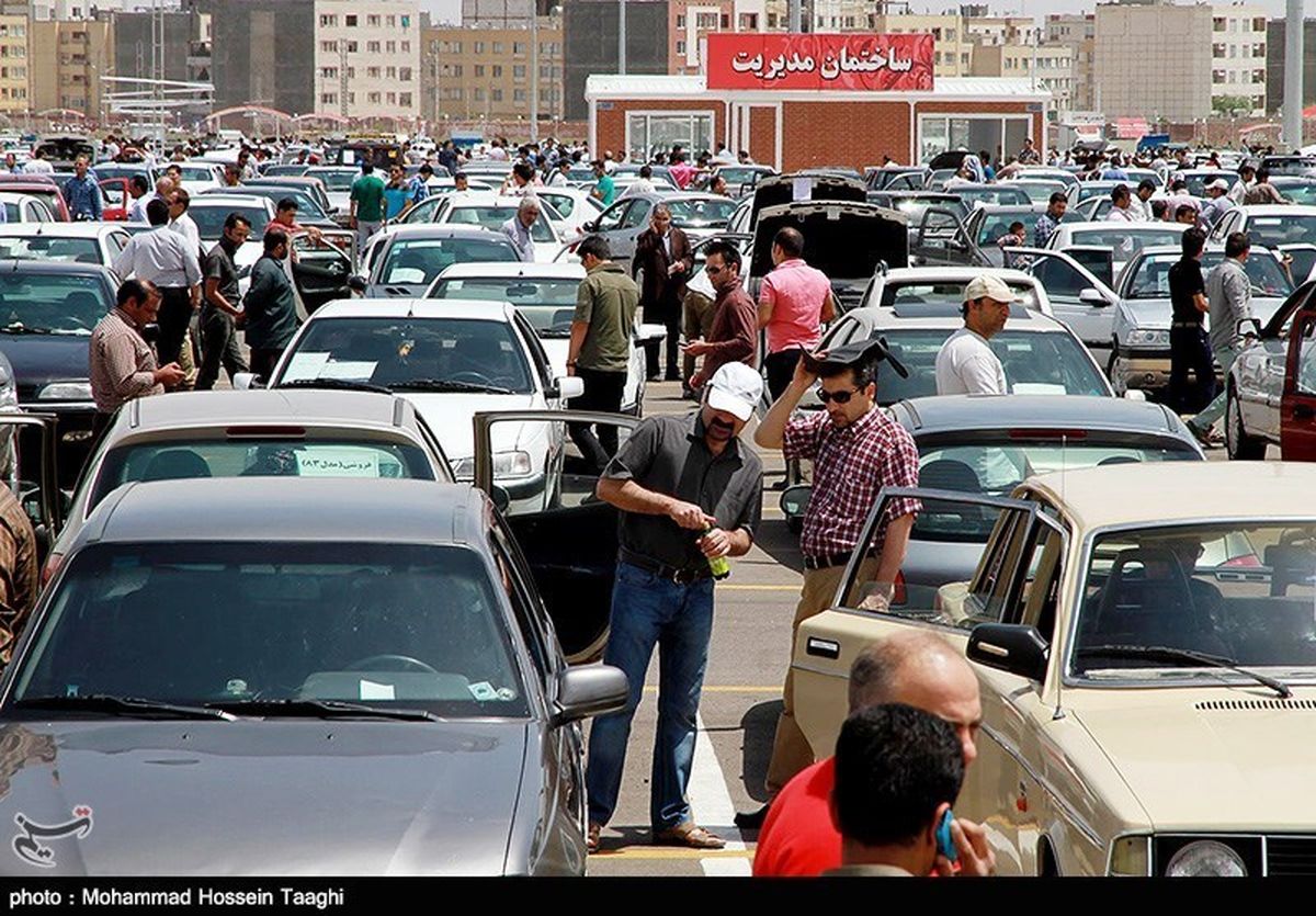 ساماندهی بازار خودرو در دستور کار نمایندگان