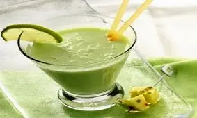 طرز تهیه اسموتی سیب و لیموترش