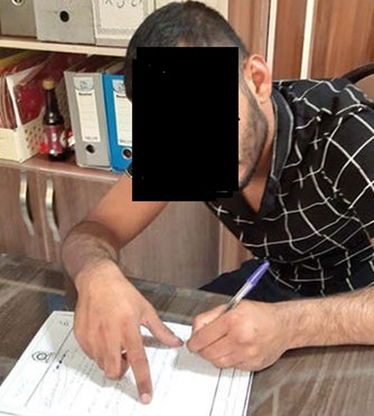 اعتراف به تلخ ترین قتل / کودک مشهدی در آغوش مادرش جان سپرد + عکس متهم 22 ساله