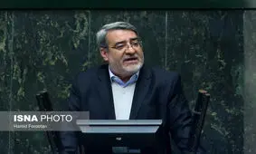 رحمانی‌فضلی: بهترین تصمیم در شرایط فعلی کشور واگذاری اختیارات به استان‌ها است‌