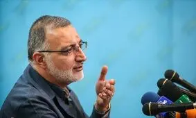 فردی که زاکانی «عنصر فاسد» خواند، همراه آملی لاریجانی به مجمع تشخیص رفته است