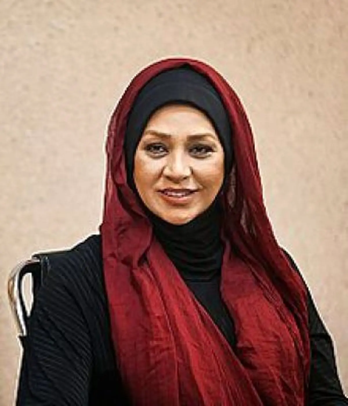 گوشمالی تُند سالومه با زبان سرخ نسرین مقانلو: دخترجان! با در آوردن ادای آدم معروف‌ها، معروف نمی‌شوی/از مُچ‌گیری ستاره اسکندری چه چیزی عاید تو شد؟ واقعا شوکه شدم