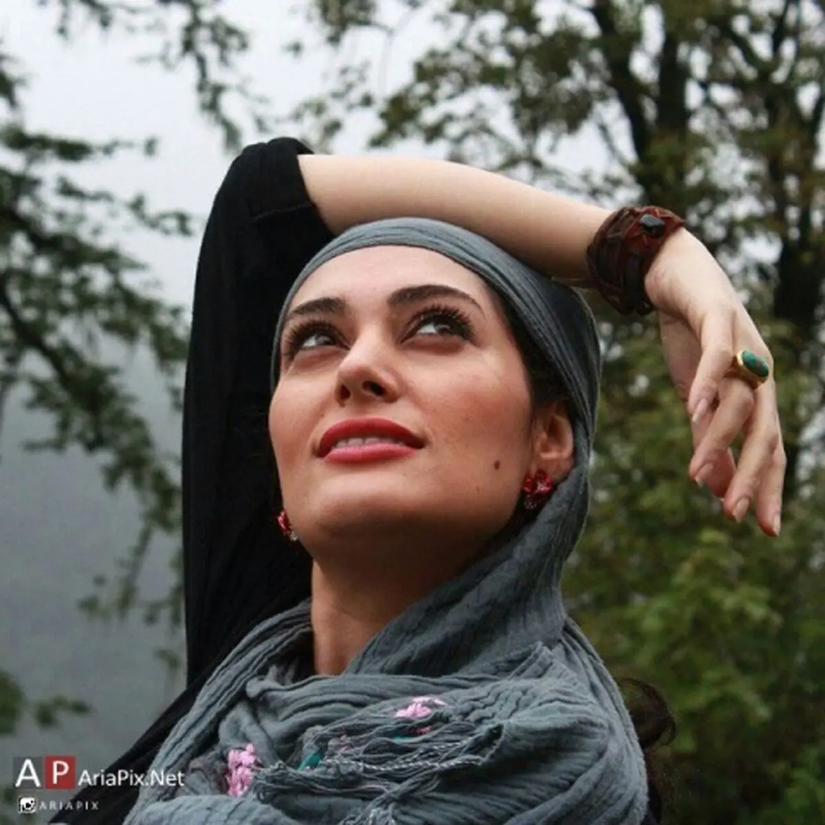 کارهای نامتعارف بازیگر زن در سریال نفس +عکس
